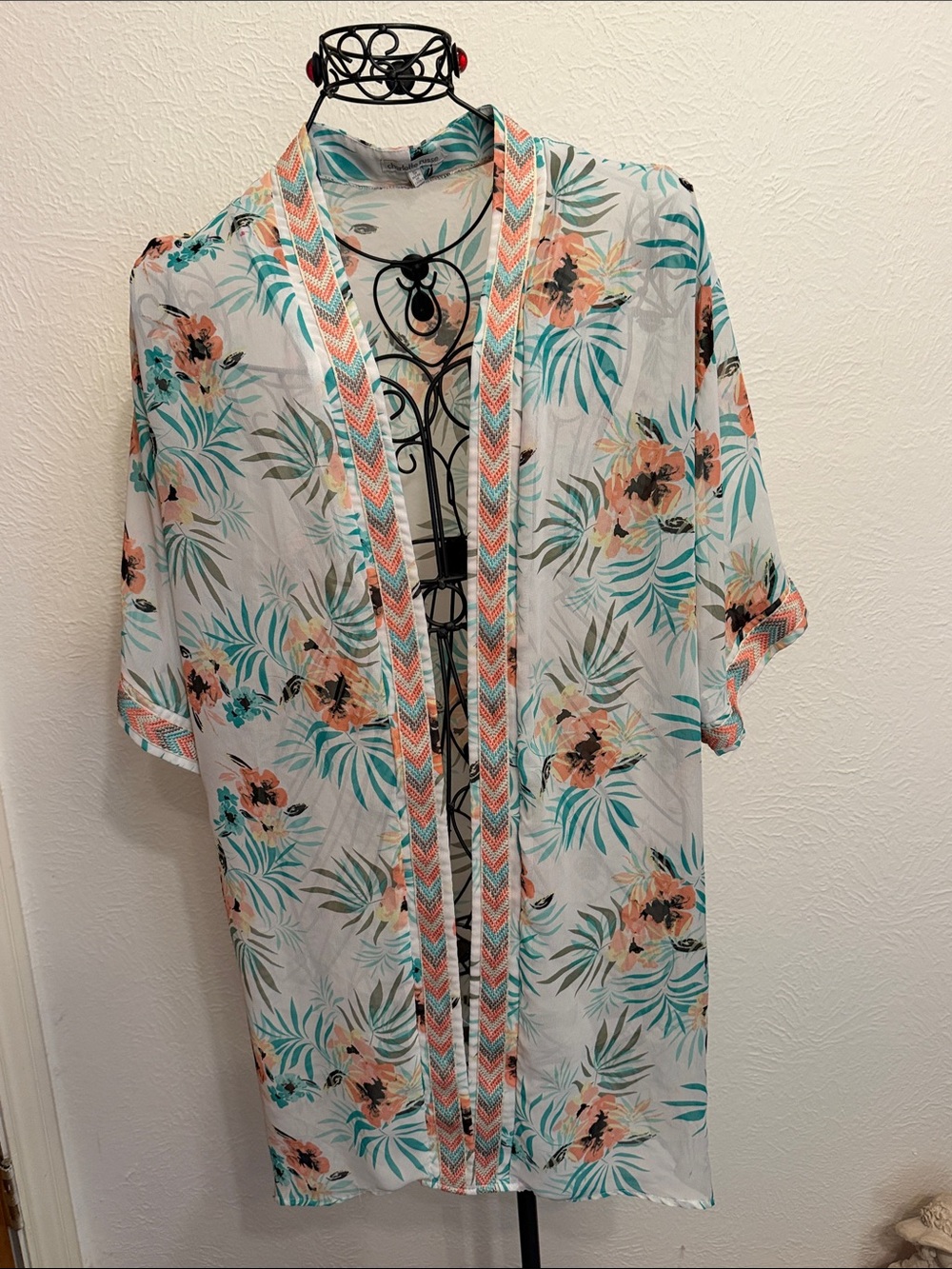 💐💐💐BOGOHO💐💐💐Floral Sheer Kimono Cardigan in White and Teal-S/M